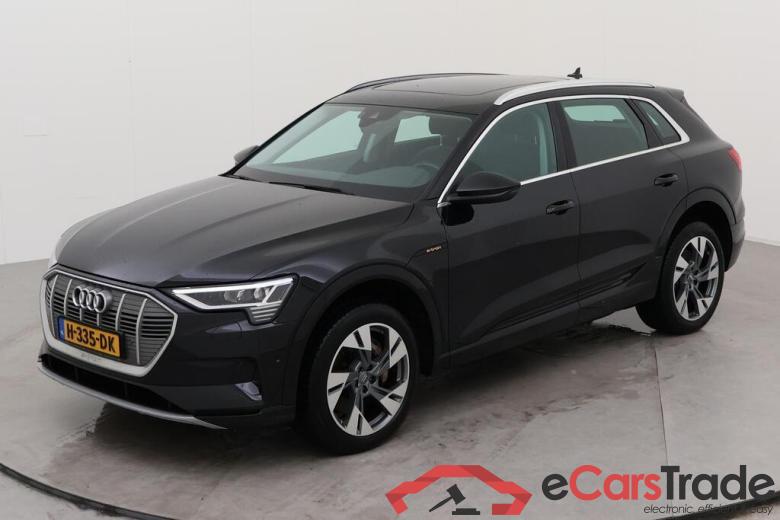 AUDI e-tron  #1