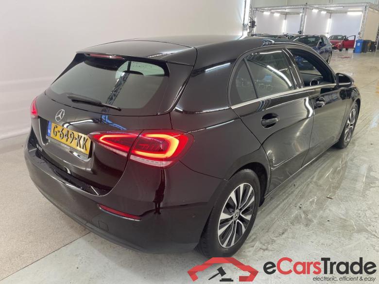Mercedes A-Class '18 Mercedes-Benz A-Klasse 180 7G-DCT Business Solution Plus 5d #2