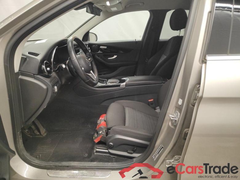 Mercedes-Benz GLC GLC 300 de Business Solution 4MATIC 5d #6