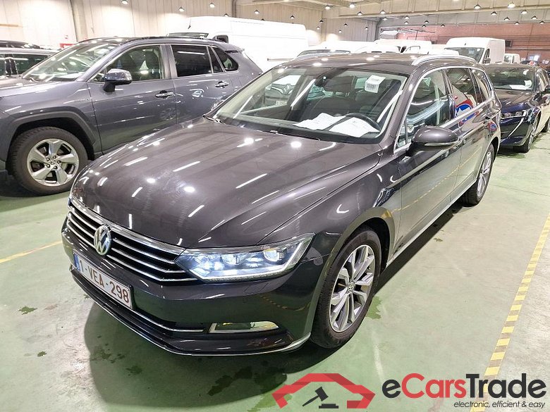 VOLKSWAGEN PASSAT VARIANT DIESEL - 2015 2.0 TDi SCR Highline Business (EU6.2)