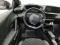 preview Peugeot 208 #5
