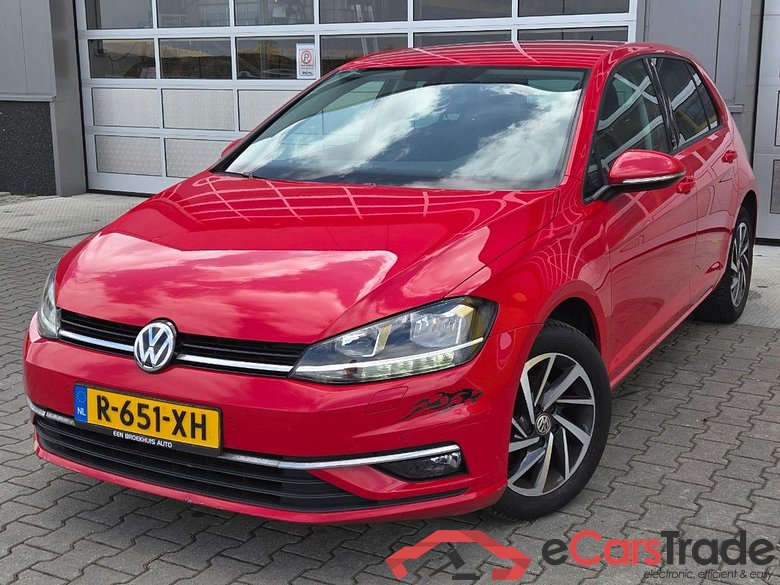 VOLKSWAGEN GOLF 1.0 TSI Comfortline Business
