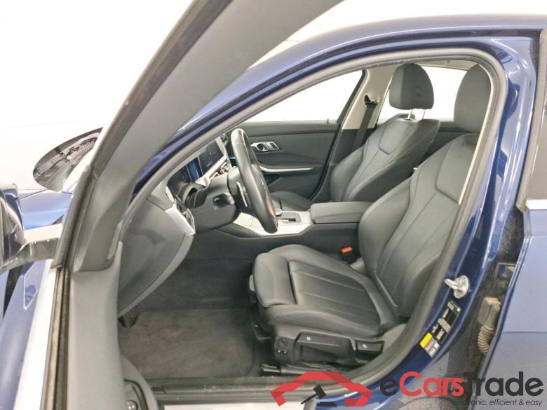 BMW 3 - 2019 330eA PHEV ACO Business Edition Model Sport #5