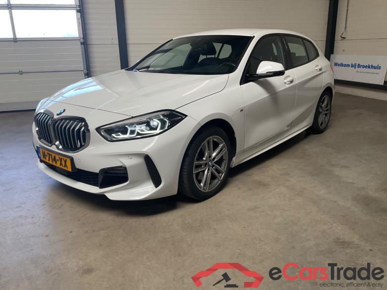 BMW 1-serie 118i Bns Edition #1