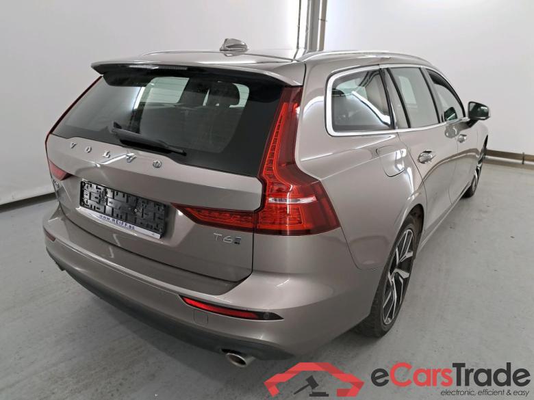 VOLVO V60 2.0 T6 PHEV 4WD GEARTRONIC MOMENTUM PRO Intellisafe Pro Winter #4