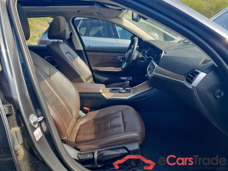 BMW - BMW 3 TOURING 320dA 163PK Luxury Pack Business Plus With Vernasca Seats & Pano Roof #3