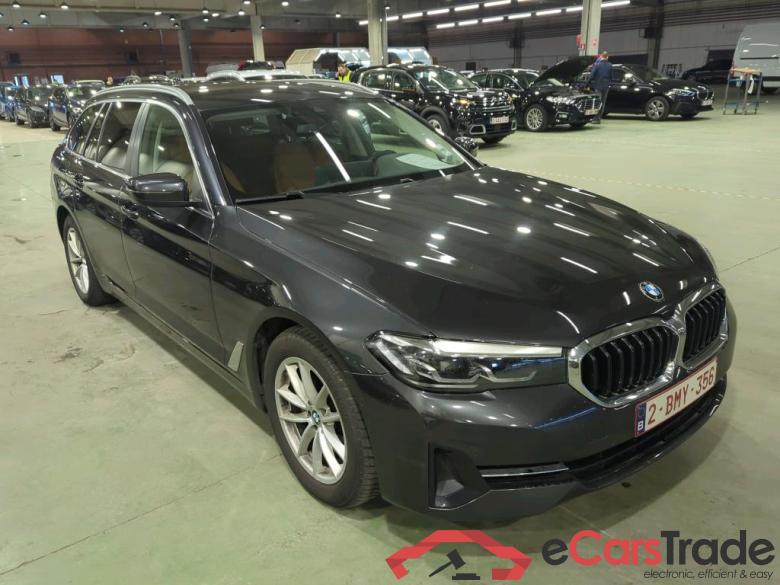 BMW 5 SERIES TOURING 2.0 520D 120KW TOURING AUTO Parking Assistant Driving Assistant Business #2