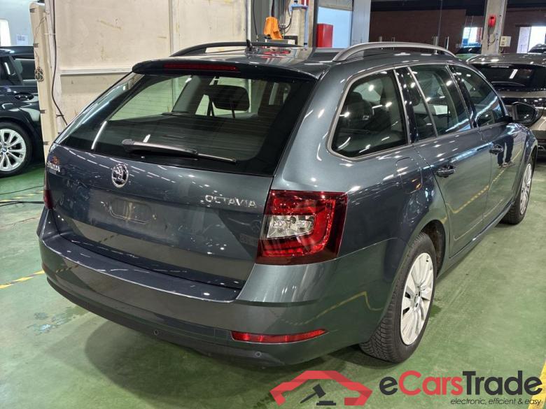 SKODA OCTAVIA COMBI - 2017 1.5 TSI ACT Ambition DSG #4