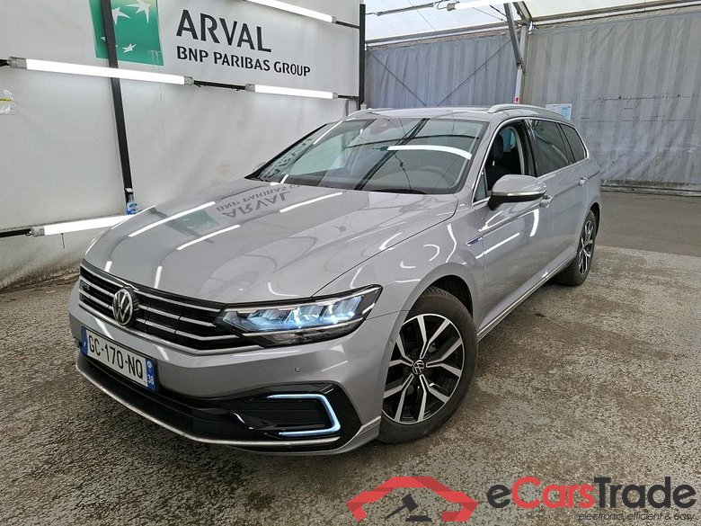 Volkswagen 1.4 TSI DSG HYBRIDE RECHARGEABLE SW GTE VOLKSWAGEN Passat SW / 2019 / 5P / Break 1.4 TSI DSG HYBRIDE RECHARGEABLE SW GTE #1