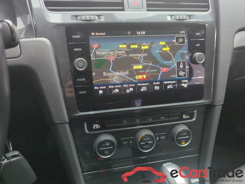 VOLKSWAGEN e-Golf  #3