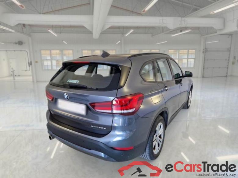 BMW 25E PROMO1 BMW X1 / 2019 / 5P / SUV XDRIVE 25E BUSINESS ADVANTAGE AUTOMATICO #2