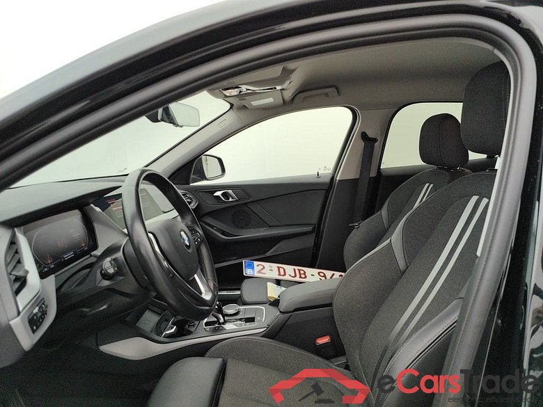 BMW 1 Reeks Hatch 118dA (110 kW) 5d #6