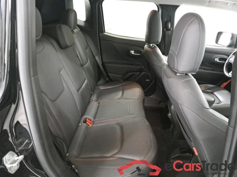 JEEP RENEGADE 1.3 TURBO T4 240 AWD AUTO TRAILHAWK Parking #6