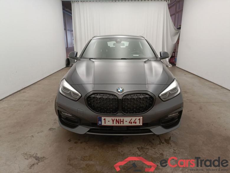 BMW 1 Reeks Hatch 116dA (85 kW) 5d #1