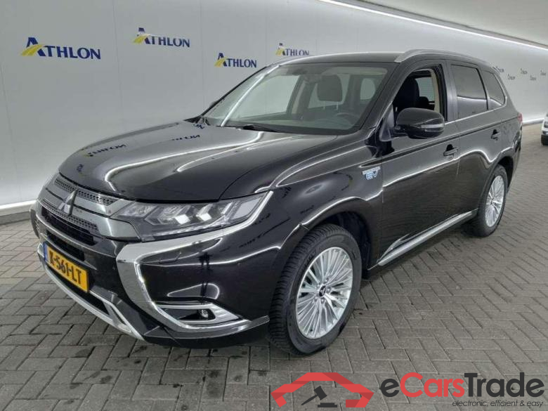 MITSUBISHI Outlander PHEV Pure+ 5D 165kW