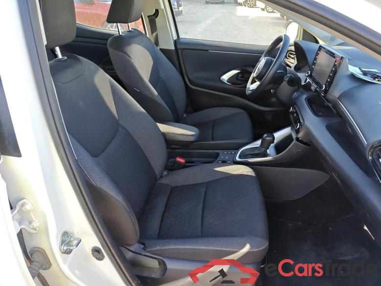 Toyota 1.5 120H Active Tech TOYOTA Yaris / 2020 / 5P / berlina con portón 1.5 120H Active Tech #6