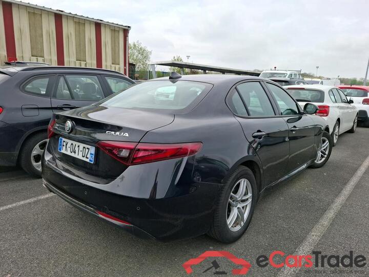 Alfa Romeo Giulia 2.2d Aut. Navi KeylessGo Camera Klima PDC ... #3