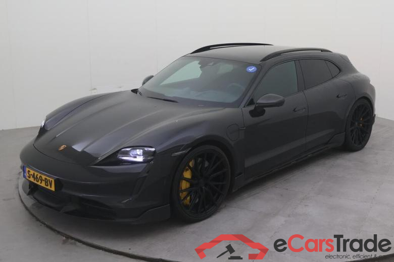PORSCHE Taycan Cross Turismo 