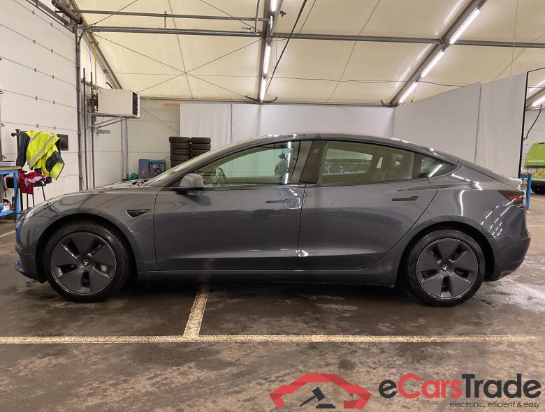 Tesla Model 3 Dual Motor AWD Pano LED-Xenon Navi Leather KeylessGo Camera Klima PDC ... #4