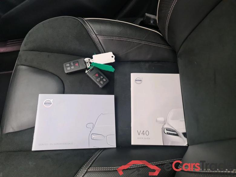 Volvo V40 Volvo V40 T3 Geartronic Polar+ Sport 5d #4