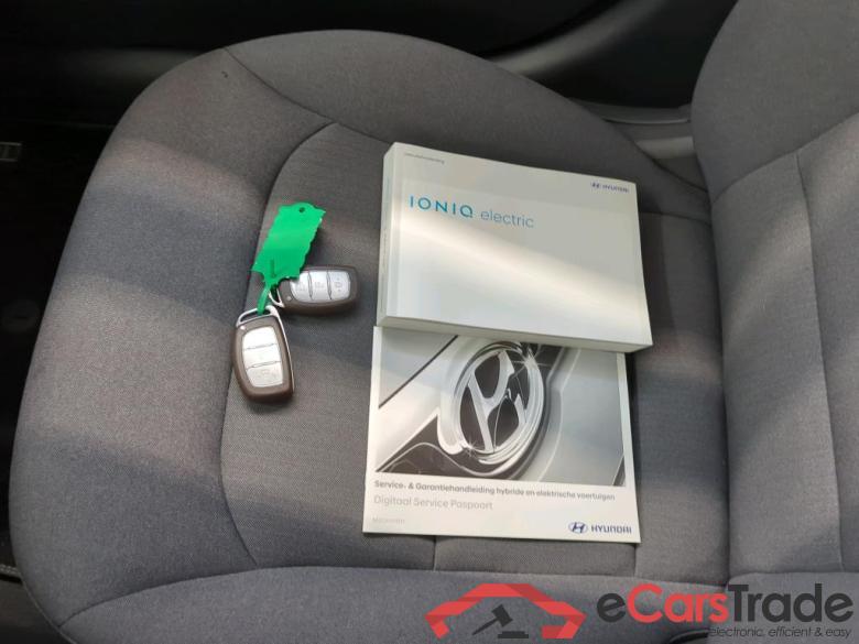 Hyundai Ioniq FL'19 Hyundai IONIQ EV Comfort 5d #4