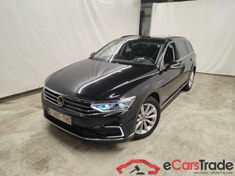Volkswagen Passat Variant 1.4 TSI DSG6 GTE Business 5d
