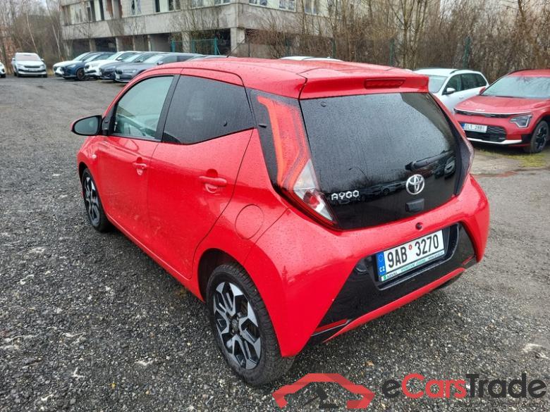 Toyota  Aygo X (12.2021->) Aygo 1.0 VVT-i x-play 5d #4