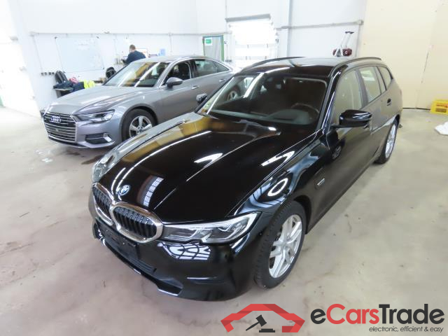 BMW 3-Serie Touring ´18 Baureihe 3 Touring 320 e Advantage 2.0 150KW AT8 E6d