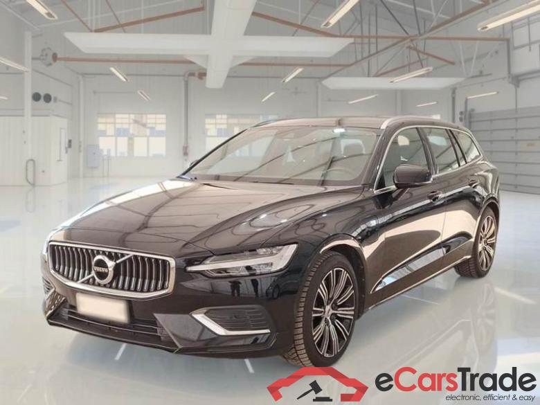 Volvo 75 VOLVO V60 / 2019 / 5P / STATION WAGON T6 PLUG-IN AWD AUTOM.INSCR.EXPR. #1