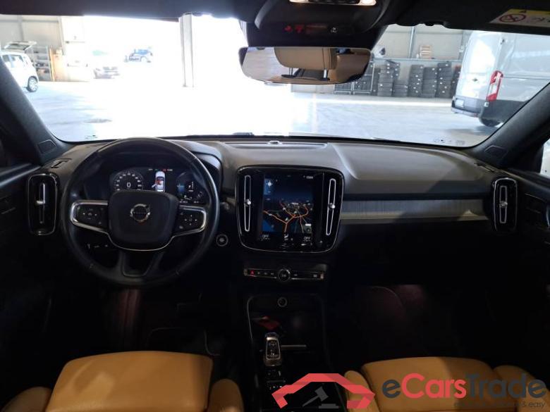 Volvo 81 VOLVO XC40 / 2017 / 5P / FUORISTRADA T4 PLUG-IN HYBRID AUTO RECHARGE INSCR N1 #3