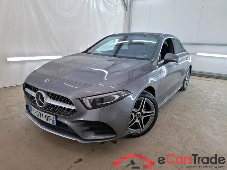 Mercedes A 250 e AMG Line 8G-DCT MERCEDES-BENZ Classe A Berline / 2018 / 4P / Berline A 250 e AMG Line 8G-DCT