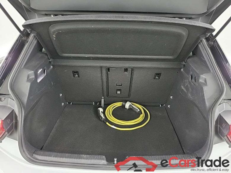 VOLKSWAGEN ID.3 58kWh 1st Plus auto 5D 150kW #5
