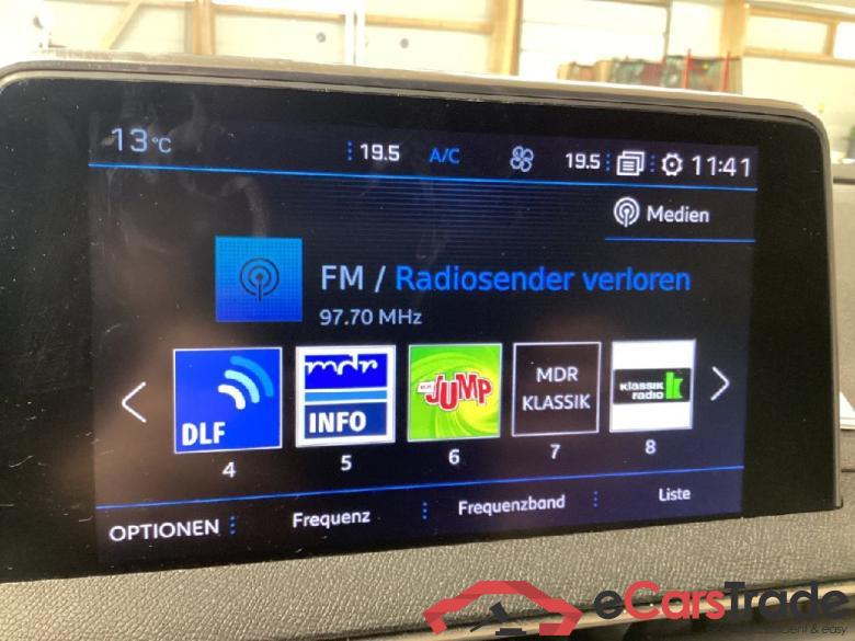 Peugeot 3008 ´16 PEUGEOT 3008 BlueHDi 130 Stop & Start EAT8 Allure Business-Paket 5d 96kW #3