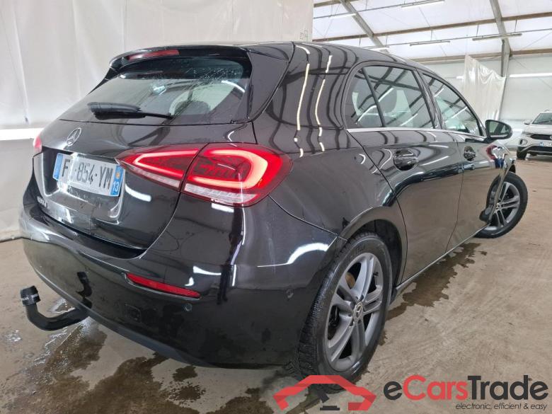 Mercedes A 180 d Business Line MERCEDES-BENZ Classe A Compact  2018  5P  Berline A 180 d Business Line #3