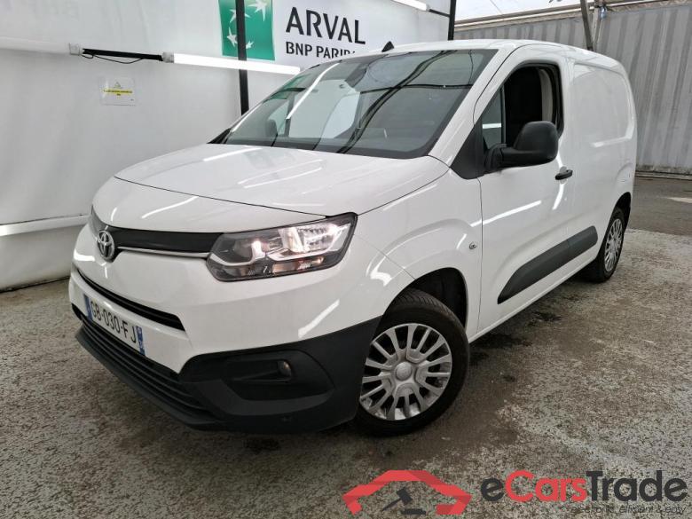 Toyota 1.5 Medium 75 D-4D Business TOYOTA Proace City / 2019 / 4P / Fourgonnette 1.5 Medium 75 D-4D Business #1