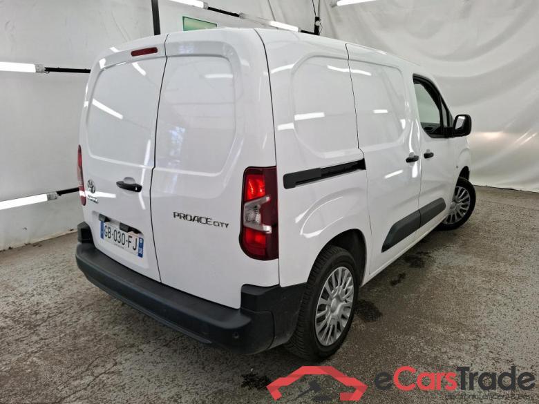 Toyota 1.5 Medium 75 D-4D Business TOYOTA Proace City / 2019 / 4P / Fourgonnette 1.5 Medium 75 D-4D Business #3