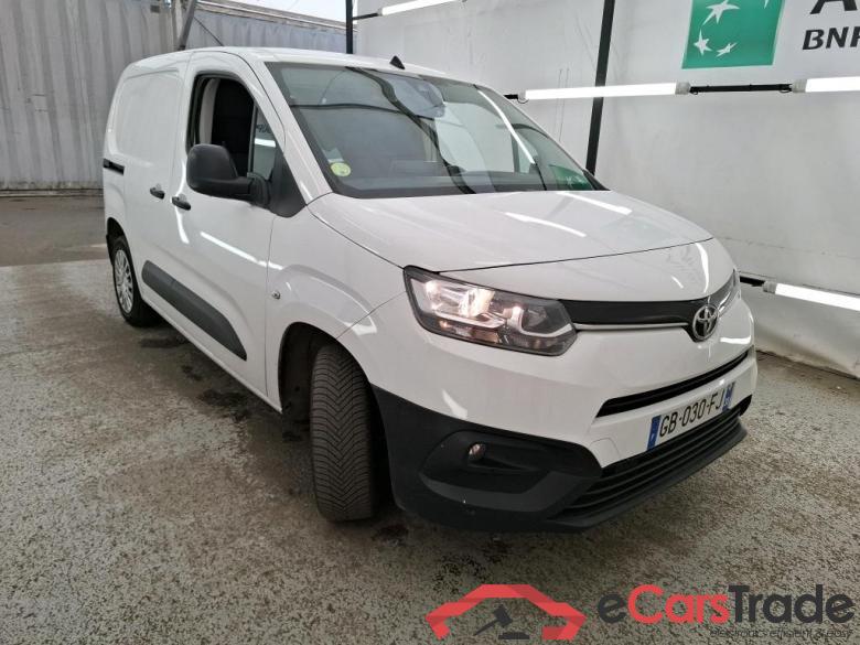 Toyota 1.5 Medium 75 D-4D Business TOYOTA Proace City / 2019 / 4P / Fourgonnette 1.5 Medium 75 D-4D Business #4