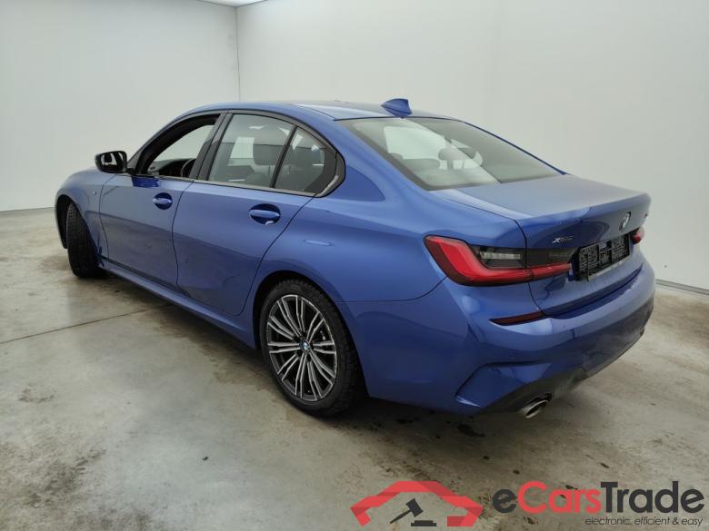 BMW 3 DIESEL - 2019 330 dxAS 265 AdBlue (EU6d-TEMP) 4d #3