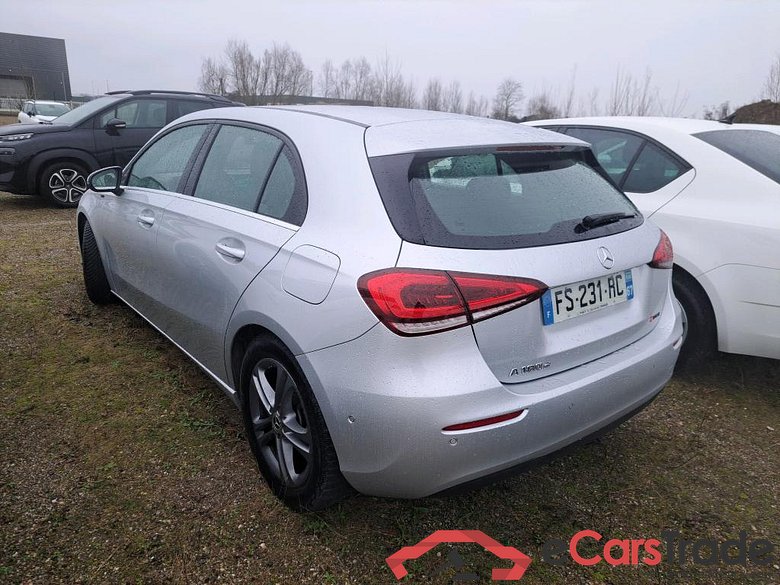 Mercedes A 180 d Business Line 7G-DCT MERCEDES-BENZ Classe A Compact / 2018 / 5P / Berline A 180 d Business Line 7G-DCT #2