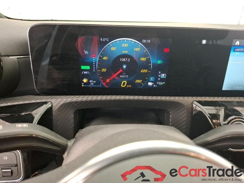 Mercedes A 250 e Business Line 8G-DCT MERCEDES-BENZ Classe A Compact / 2018 / 5P / Berline A 250 e Business Line 8G-DCT #6