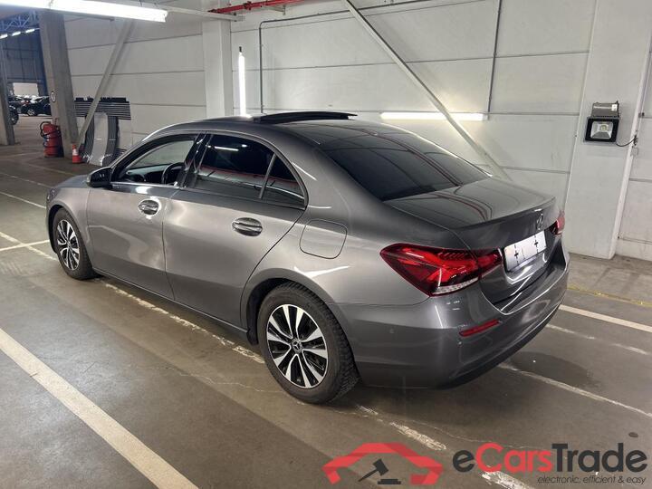 Mercedes A-Klasse Limousine A-Klasse Limousine A 180d DCT Business Solution 85kW/116pk  4D/P Auto-8 #3
