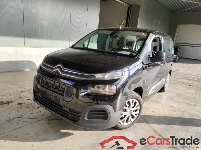 Citroën Berlingo Multispace 1.2 PureTech 110 MAN6 S&S Live M 5d #4