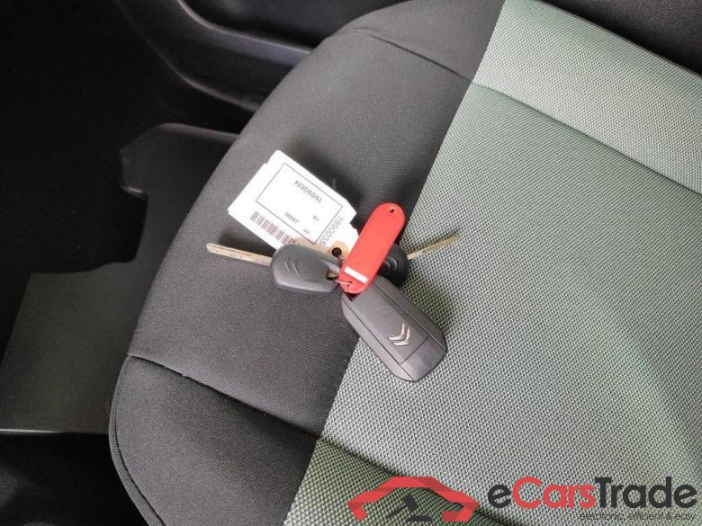Citroën Berlingo Multispace 1.2 PureTech 110 MAN6 S&S Live M 5d #6
