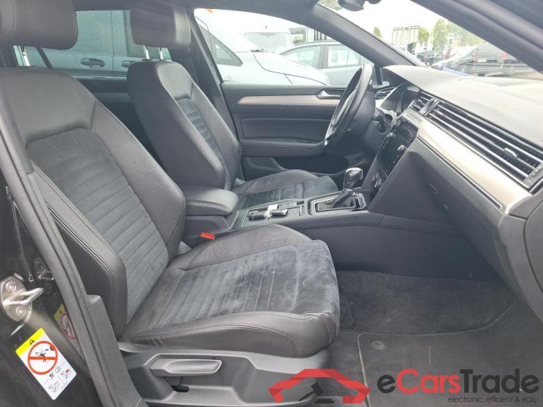 VOLKSWAGEN - VW  PASSAT VARIANT TDI 120PK MSQ Highline Business & Pack R-Line Extrior & App Connect GPS #3