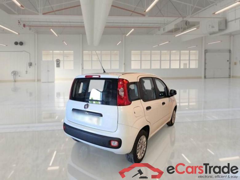 Fiat 13 FIAT PANDA / 2011 / 5P / BERLINA 1.2 69CV E6 EASY #2