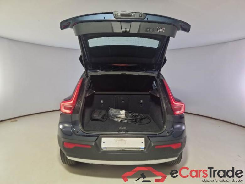 Volvo 228 VOLVO XC40 / 2017 / 5P / SUV T5 PLUG-IN HYBRID AUTO RECH INSCRIP EXPR #5