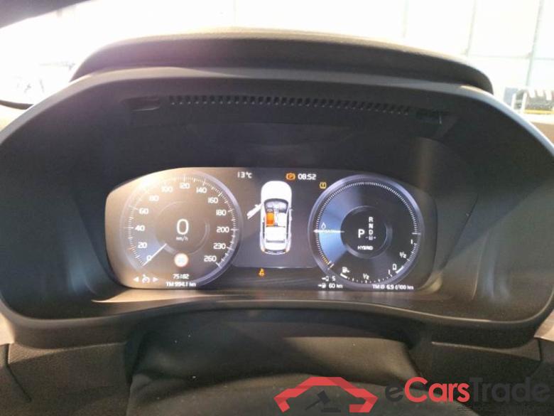 Volvo 235 VOLVO XC40 / 2017 / 5P / SUV T4 PLUG-IN HYBRID AUTO RECH INSCRIP EXPR #4