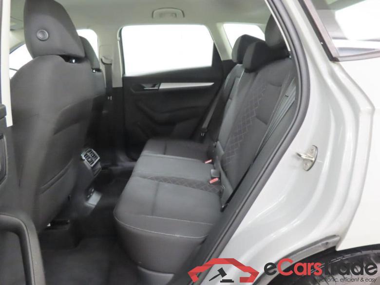 SKODA Karoq 1.5 TSI ACT Amb.Bus. #6