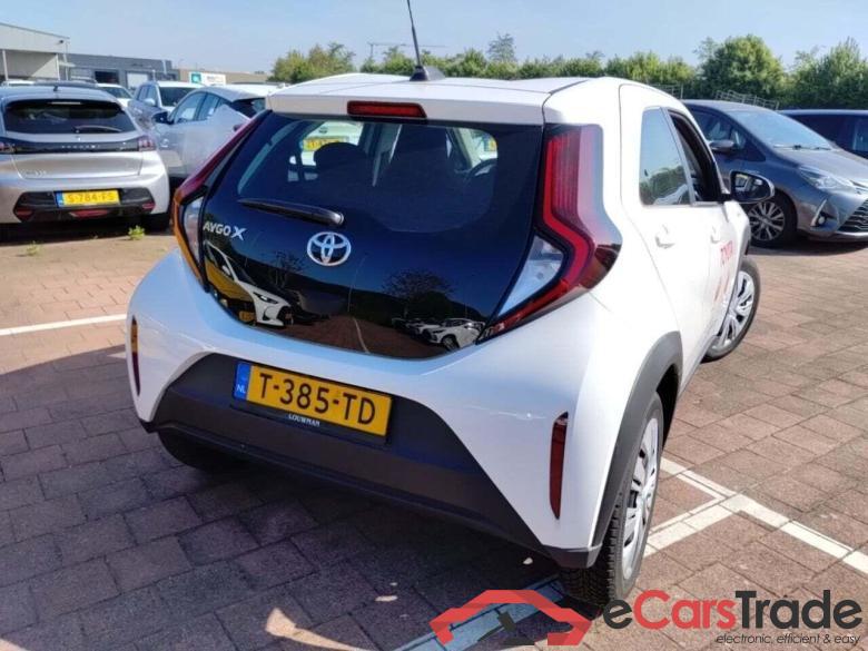 TOYOTA Aygo X 1.0 VVT-i MT Play #4
