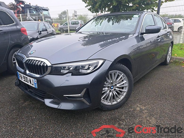 BMW 330e Hybrid Luxury Aut. LED-Xenon LC-Pro Navi-Pro Leather KeylessGo Camera Klima PDC ...